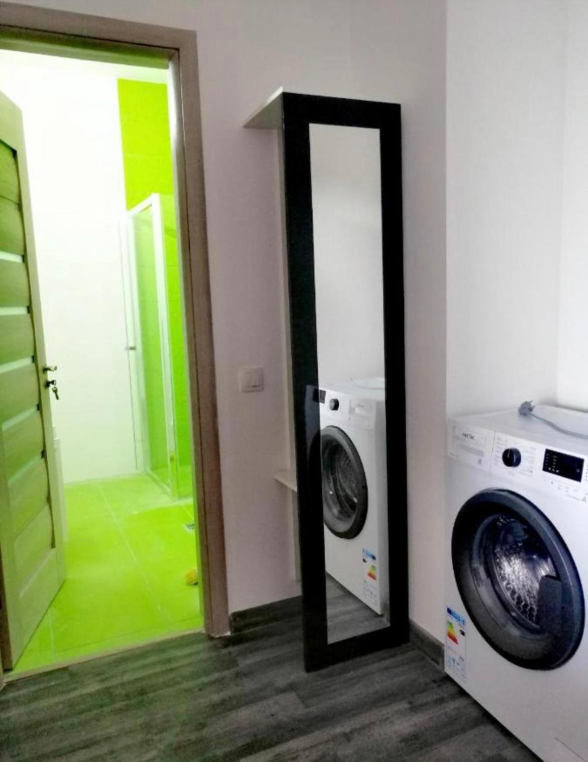 Apartament Spatios Cu 2 Camere In Centrul Statiunii Mamaia -73Mp - ! Kültér fotó